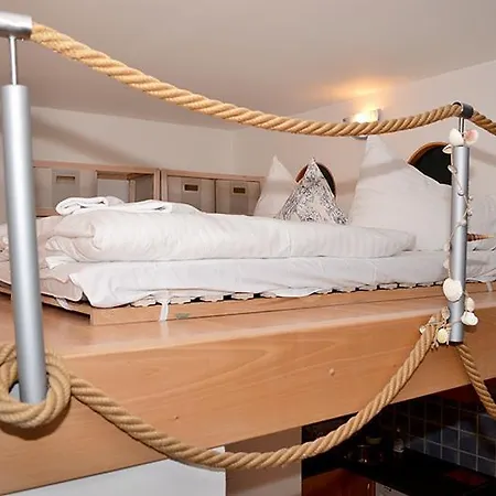 Seamen's House By Ruterra Apartment *