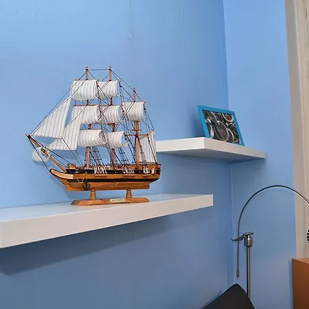 Apartment Seamen's House By Ruterra Prague
